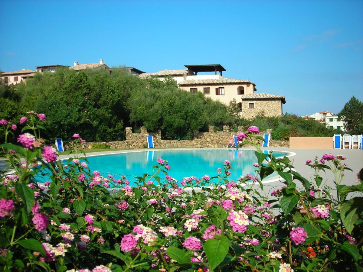 Residence Bouganville Porto Rotondo Eksteriør bilde