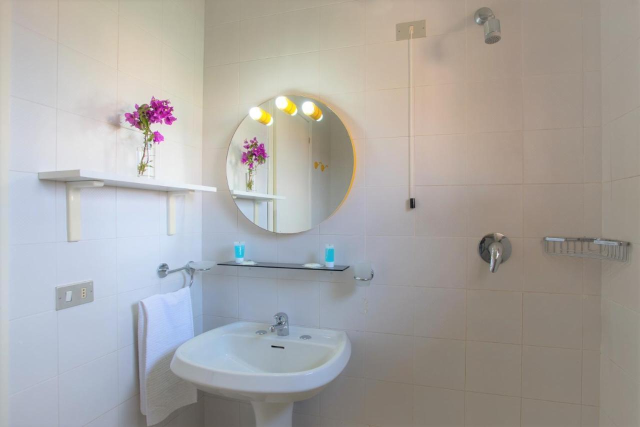 Residence Bouganville Porto Rotondo Eksteriør bilde