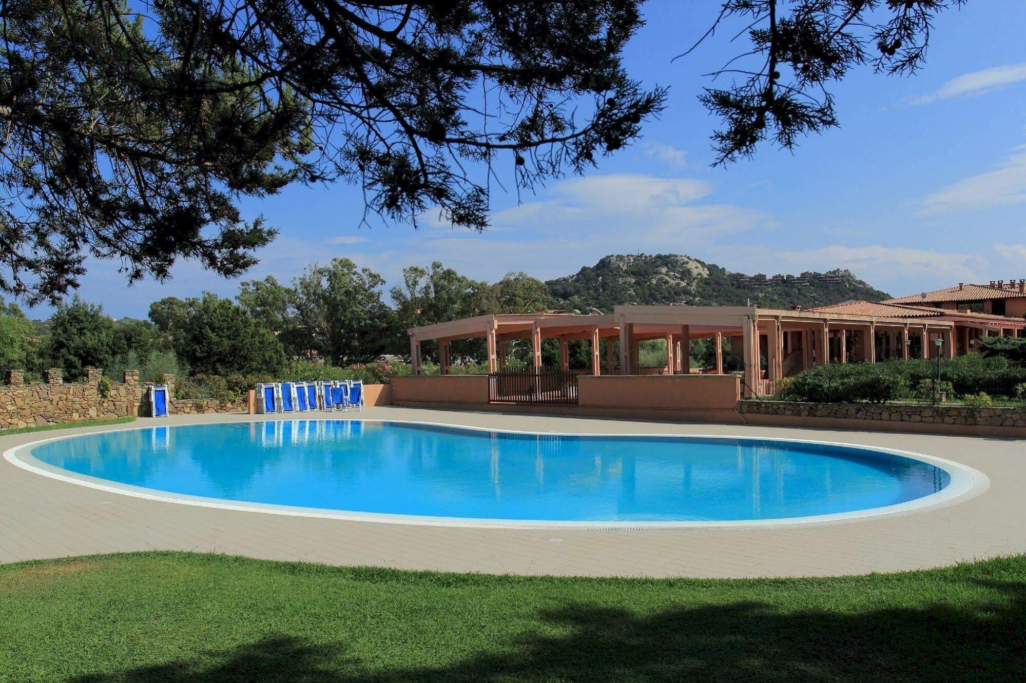 Residence Bouganville Porto Rotondo Eksteriør bilde
